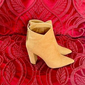 Pink Lily Tan Ankle Boots